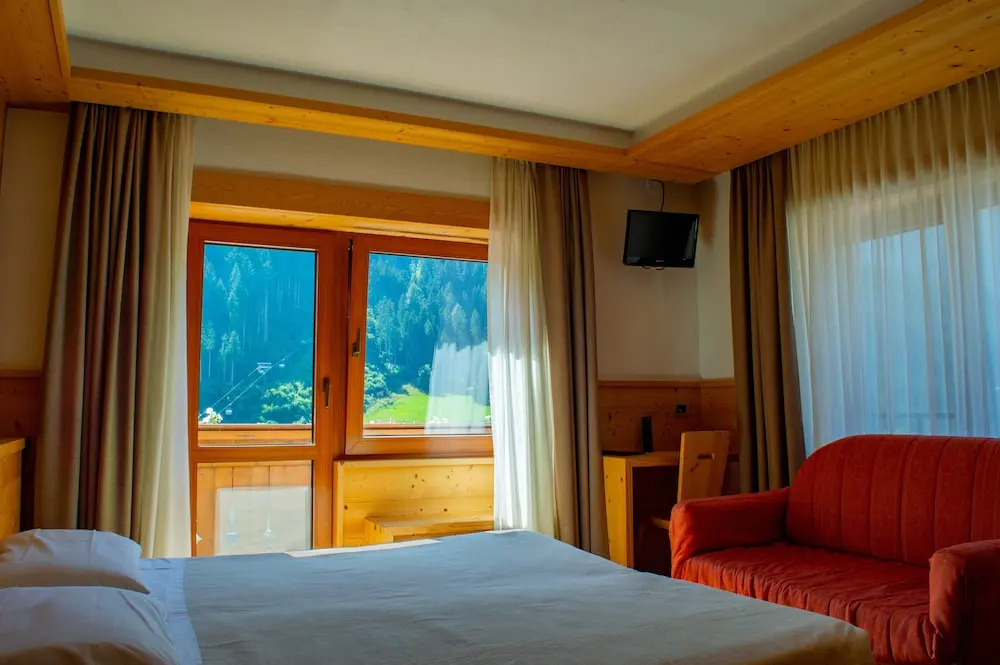 Hotel Serena - Tre Cime Views