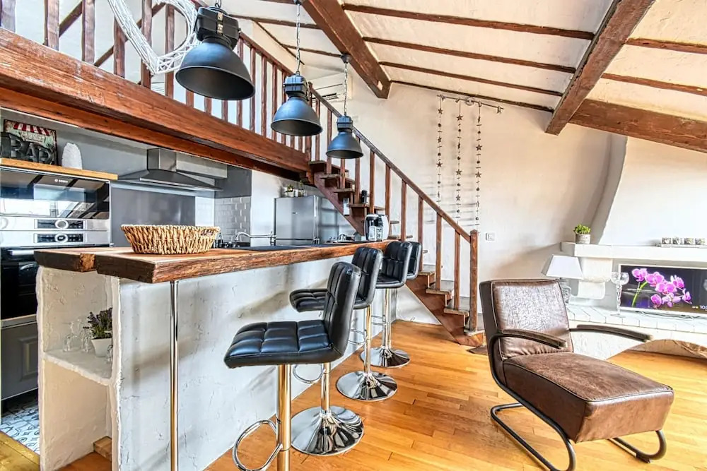Guestready - Cozy and Rustic Duplex - 1 min Walk From Palais!