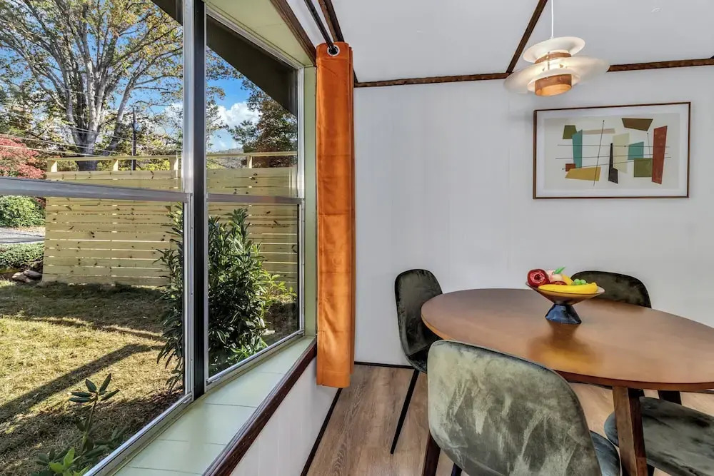 Groovy Guest House