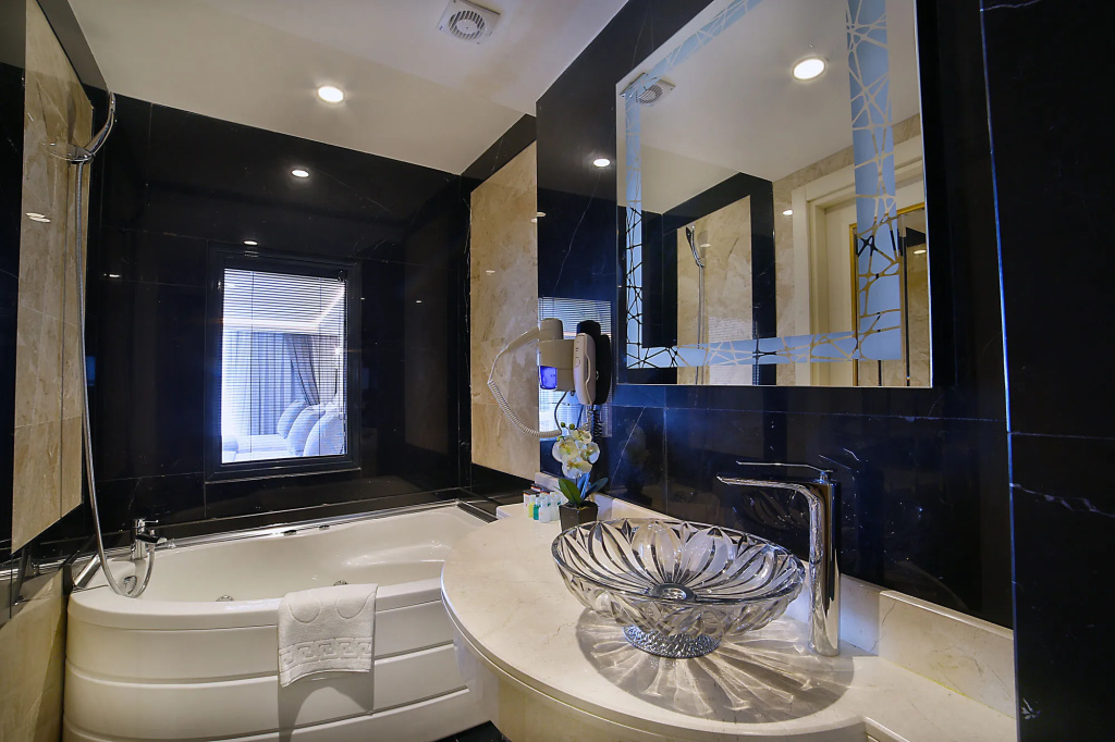 Anthemis Hotel