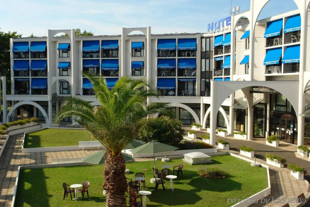 Brit Hotel du Lac