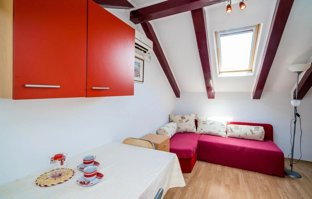 4 Bedroom Stunning Home In Slano