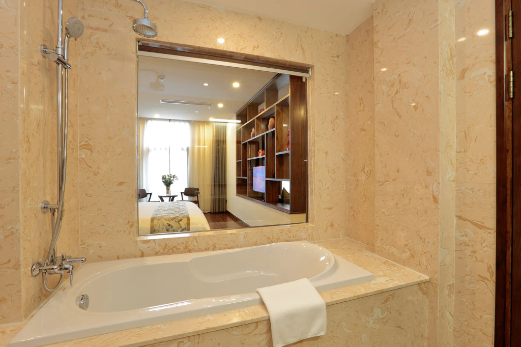 Canvas Sapa Legend Hotel