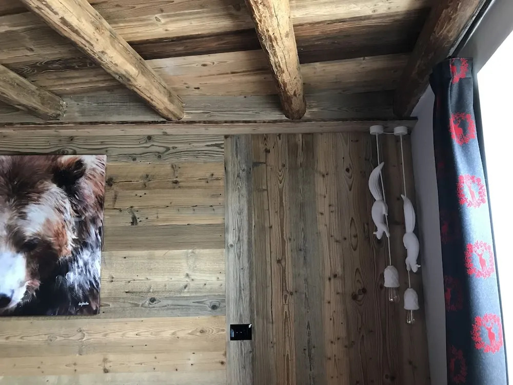 Grizzly Haus & Frosch Restaurant - Teritoria