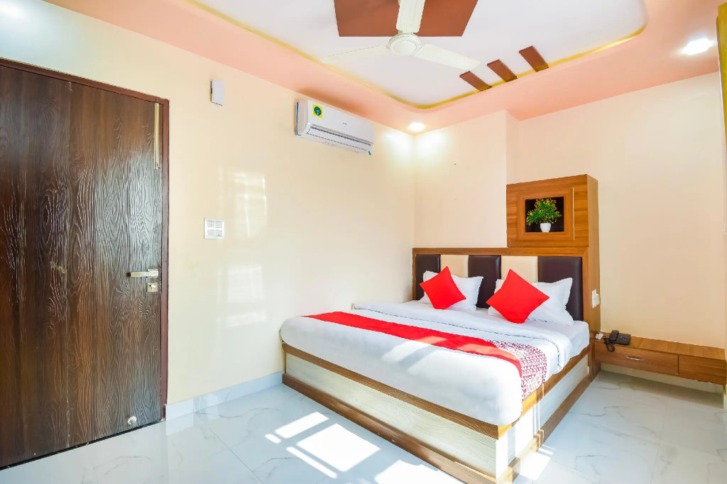 OYO Flagship 67616 Hotel Classico Inn
