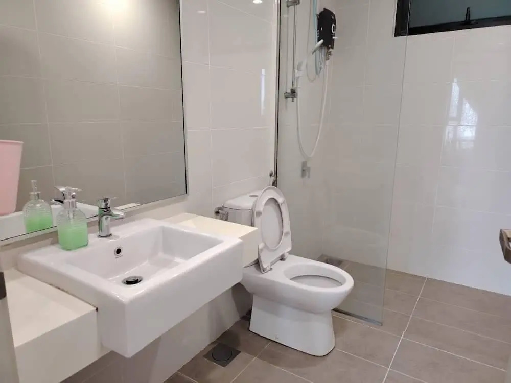 Midvalley Southkey Mosaic 2BR Suite Homestay by Jfive