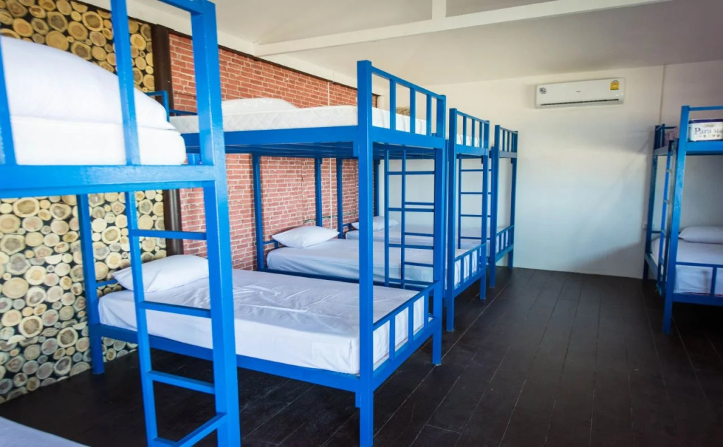 Cancun Beach Hostel - Adults Only