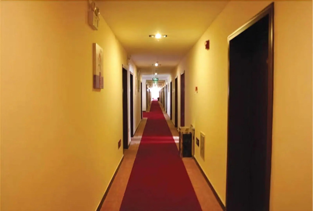Beijing Silvery Ocean Hotel