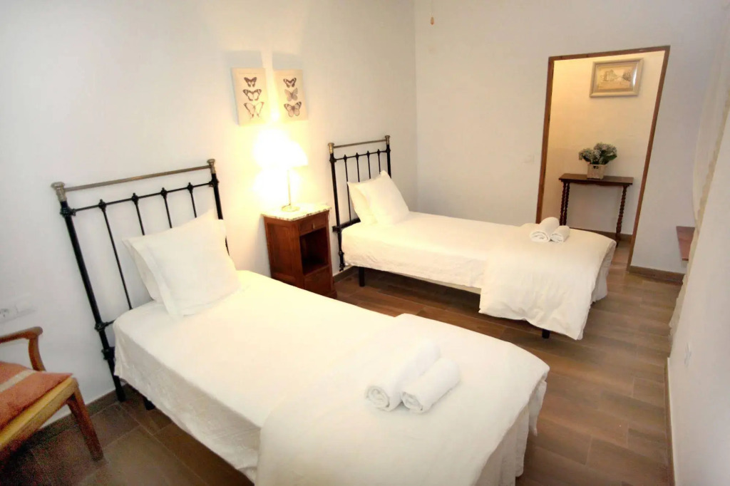 Casa Pilatos Suites Apartments