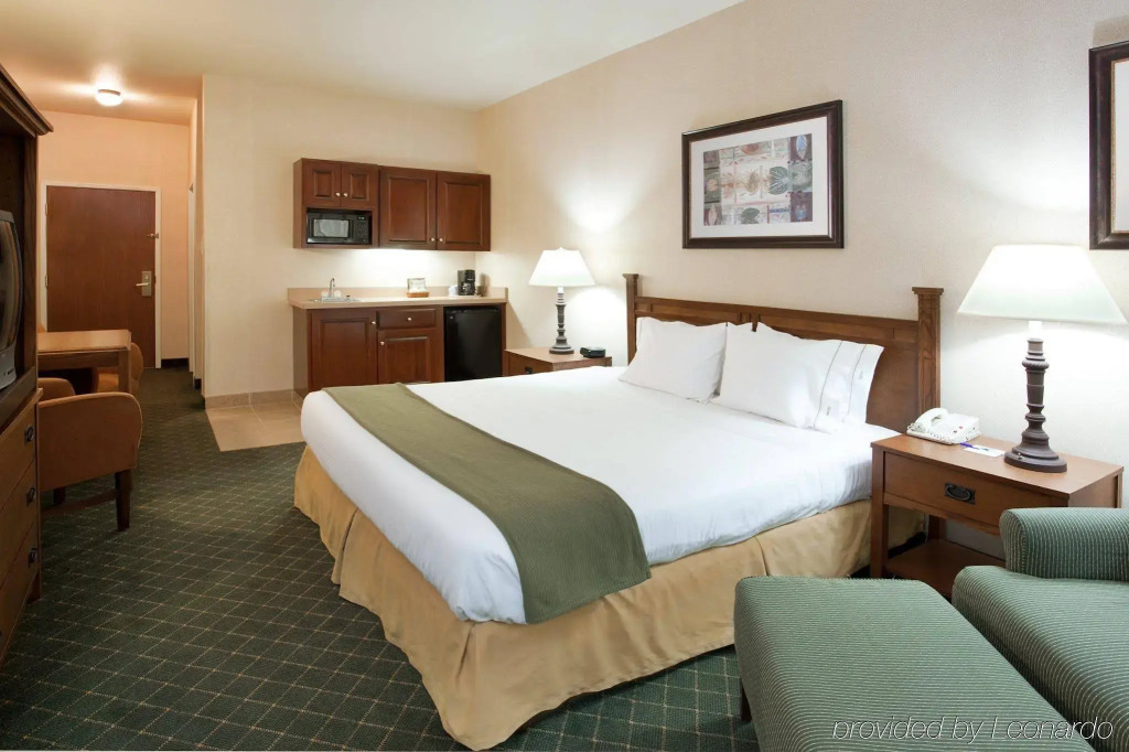 Holiday Inn Express Logan by IHG