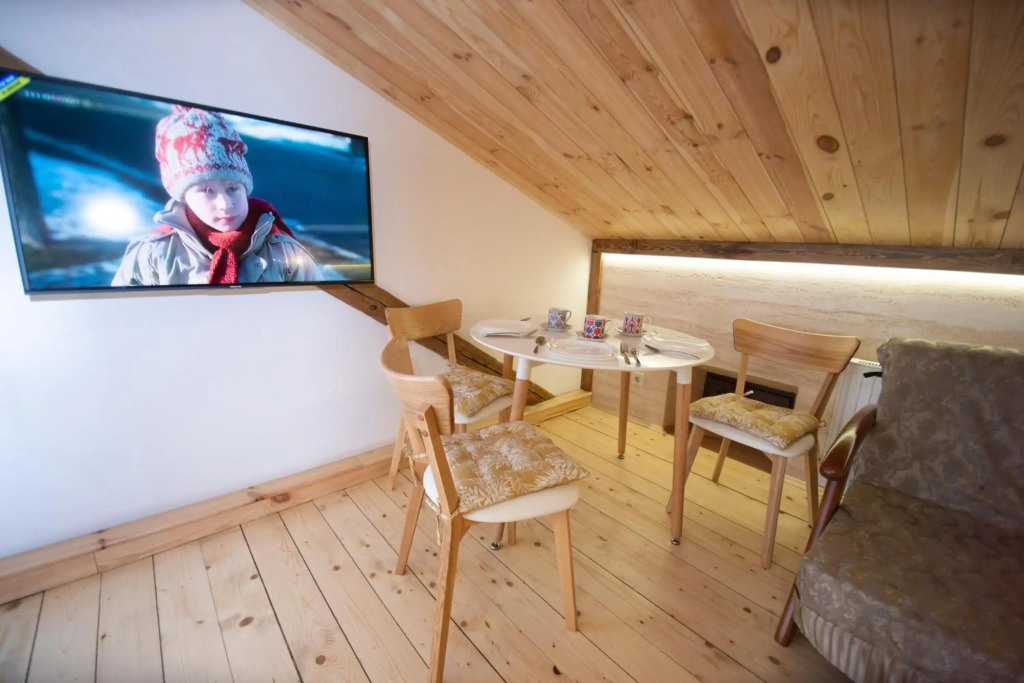 Lviv apartments "OPERA", Svobody avenue 49