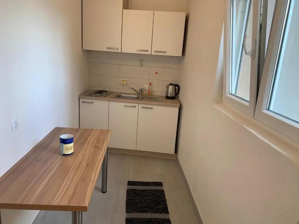 Mimice Bay Apartments