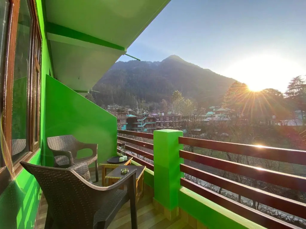 The Royal Orchard Kasol Riverside