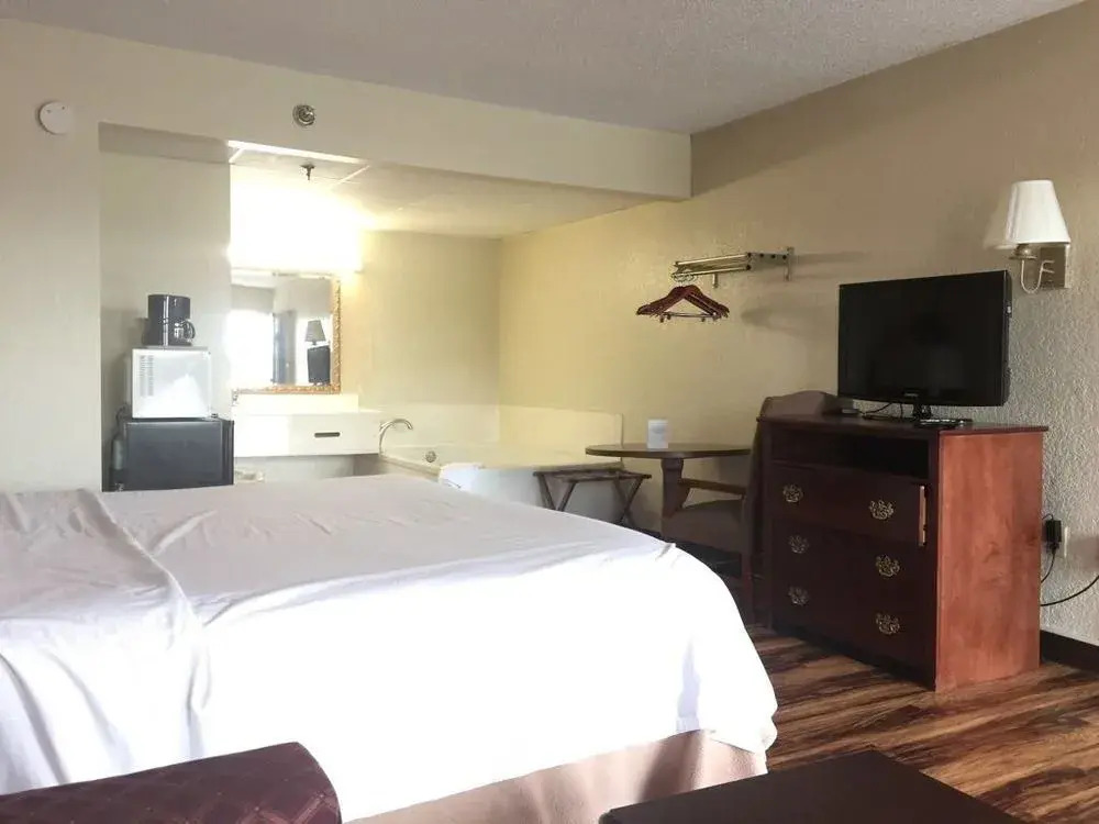 Rodeway Inn On The Parkway