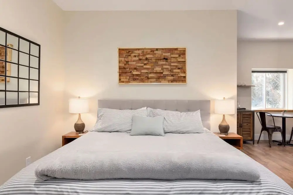 Eco-luxe 1bdr w Patio Free Tix Near Biltmore