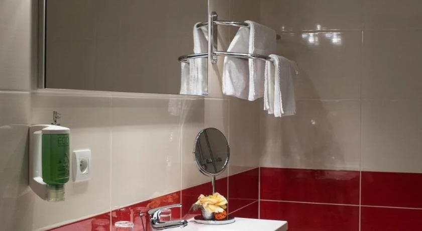 Logis Hotel & Restaurant La Paix
