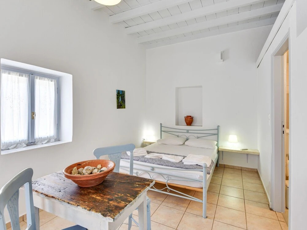 Snug Holiday Home in Tripiti with Roof Terrace near Water Sports