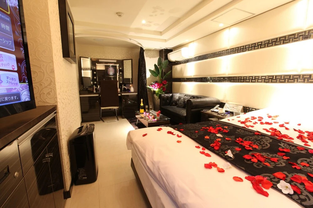 Lusso Croce Urban Resort