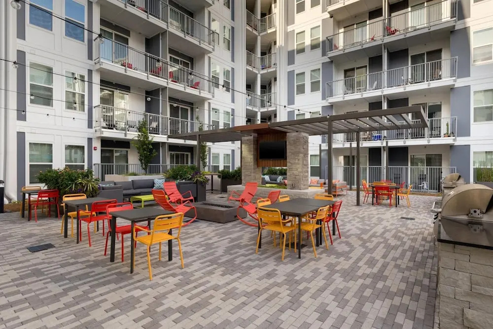 S1bl Enjoy a Full Kitchen in an Affordable 1-br Near Piedmont Park