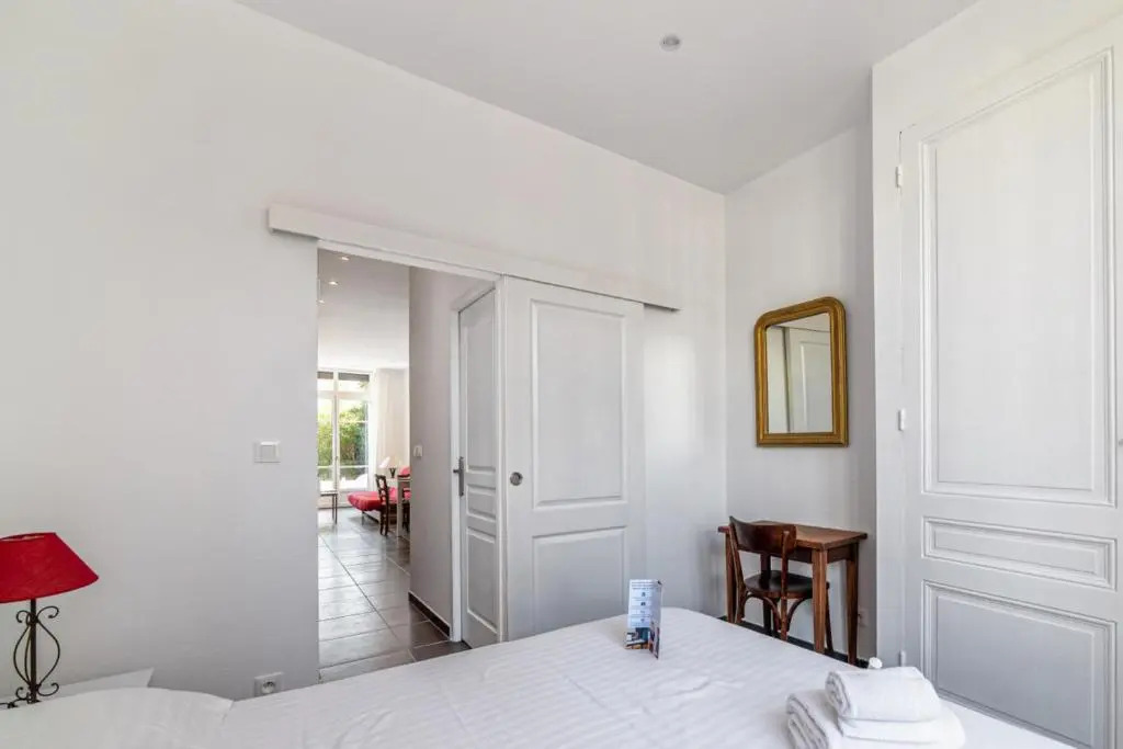 Charming and calm flat with terrace in Grange Blanche in Lyon- Welkeys