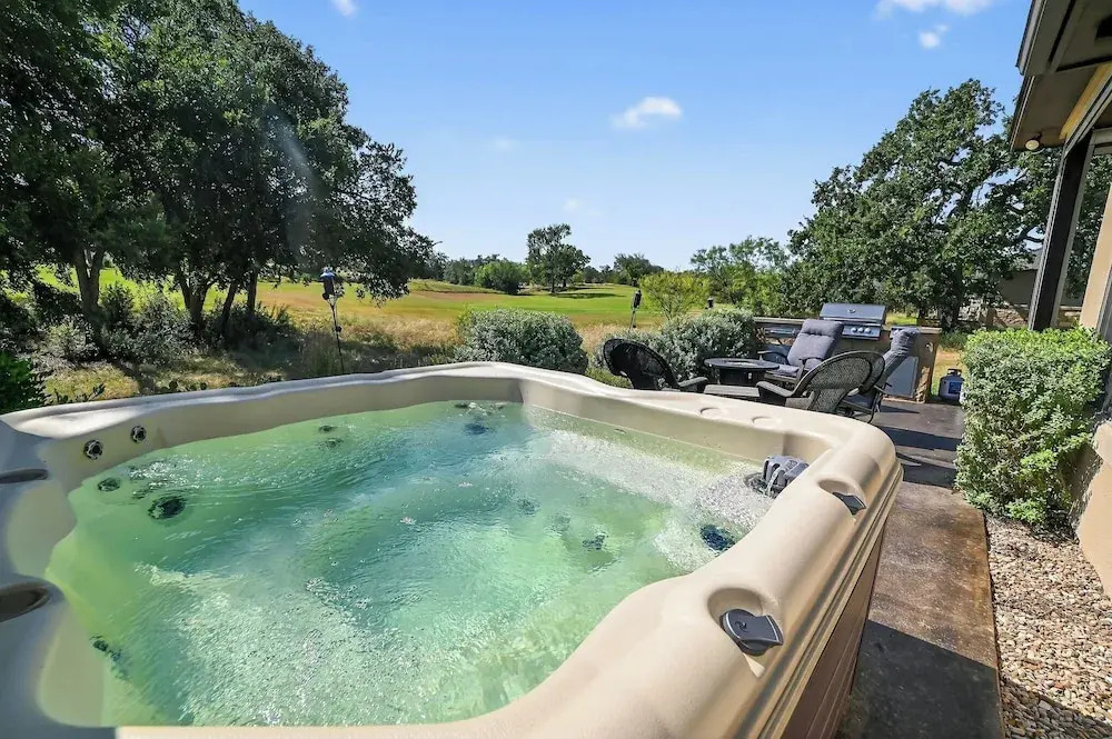 Hill Country Retreat & Casita