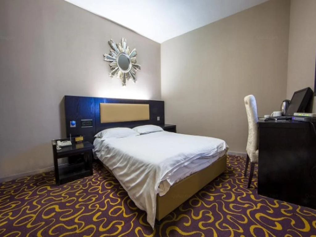 Super 8 Nanjing JianNingLu