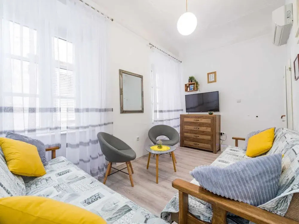 Old Town Finest - Two-bedroom Apartment - Lucarica 4 Street