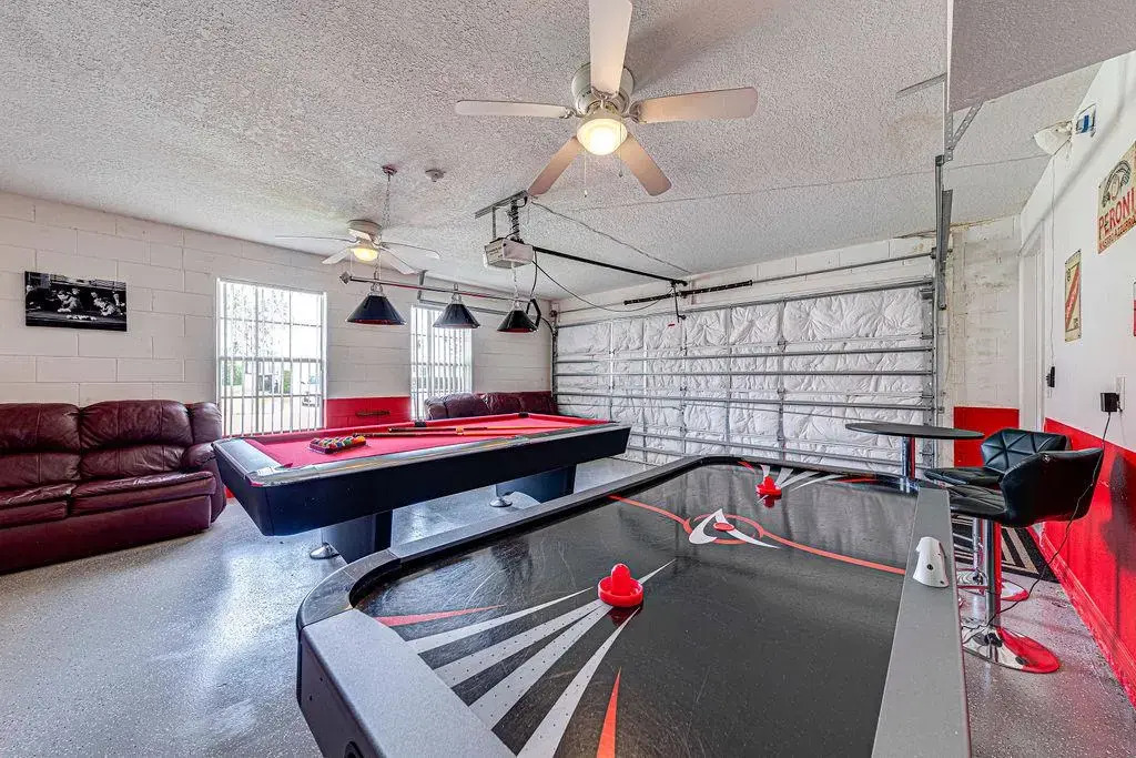 Gorgeous 4 Bedroom, Disney And South Facing Pool, Davenport, US