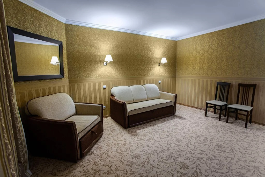 Home Hotel