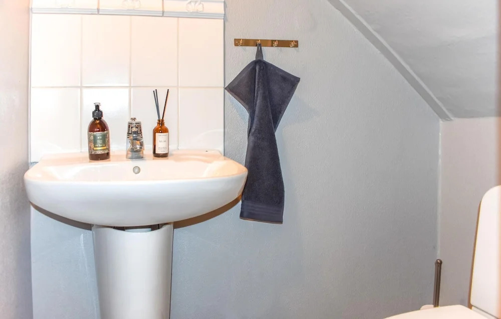 4 Bedroom Beautiful Home In Ystad