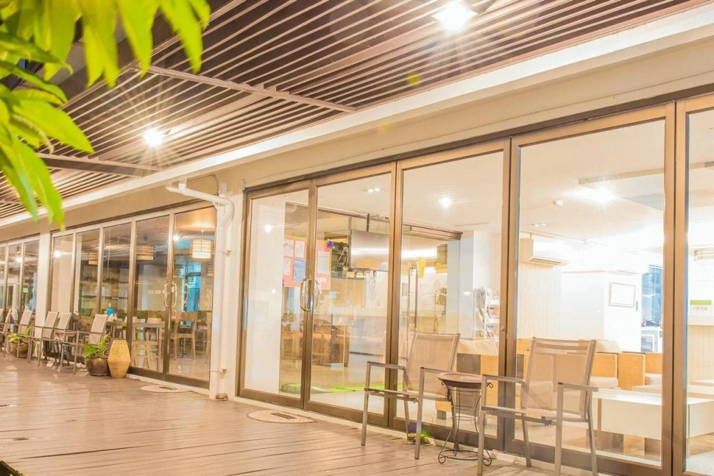 Sunshine Hotel & Serviced Apartment