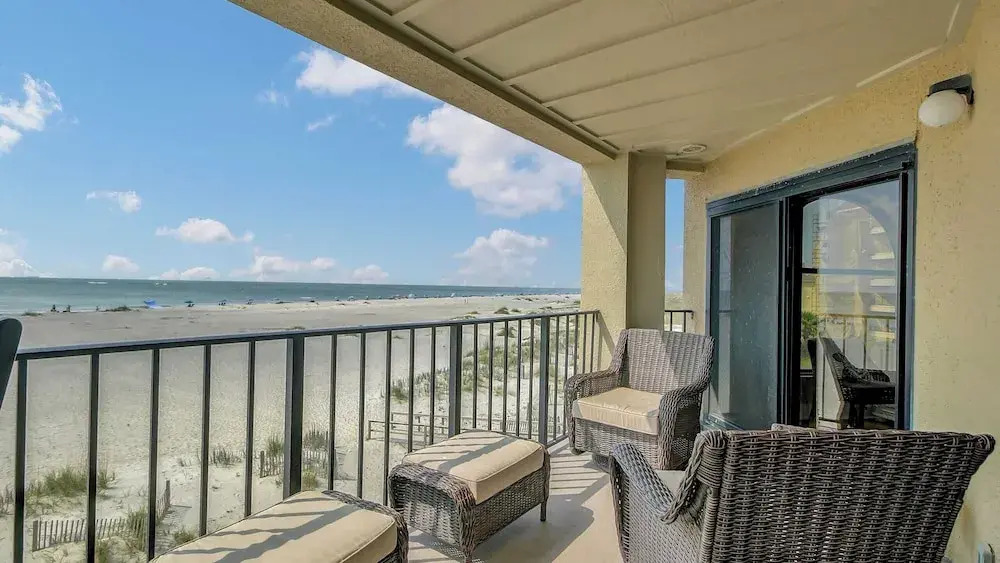 211 Seascape by Avantstay Oceanfront View + Pool