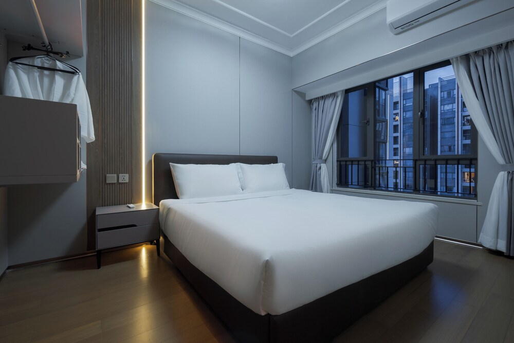 STAR Hotel