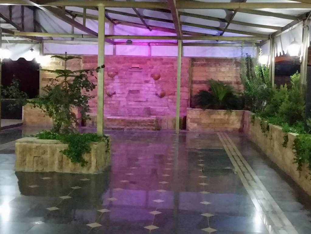 Gardens Complex