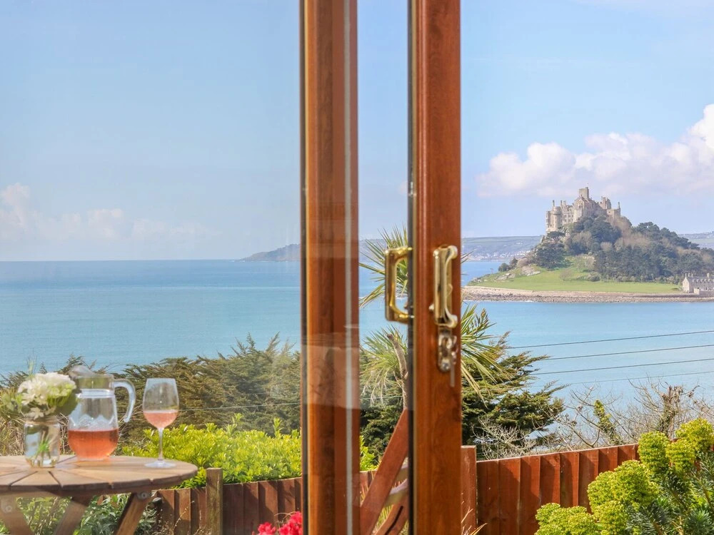 Castle View Apartment