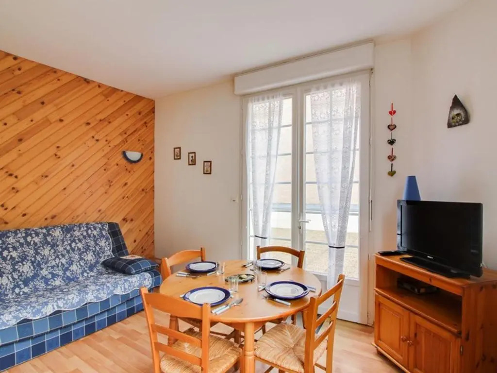 Appartement Cauterets, 2 pièces, 4 personnes - FR-1-401-66