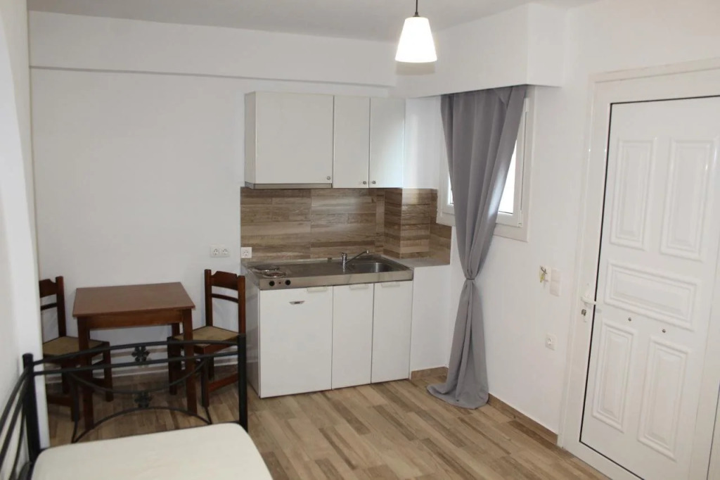 Zeus Hotel