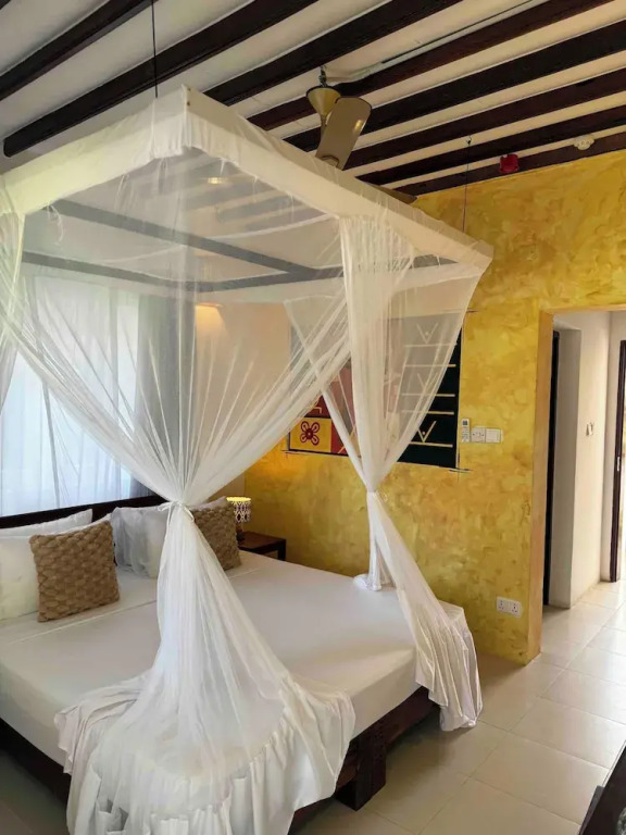 MANOLO Beach Resort