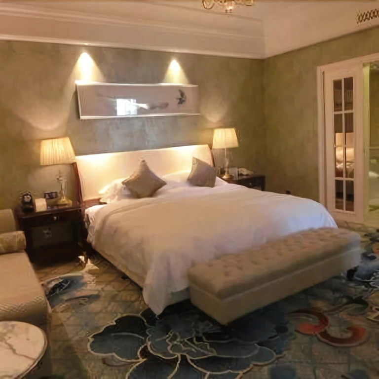 Longcheng Garden Hotel