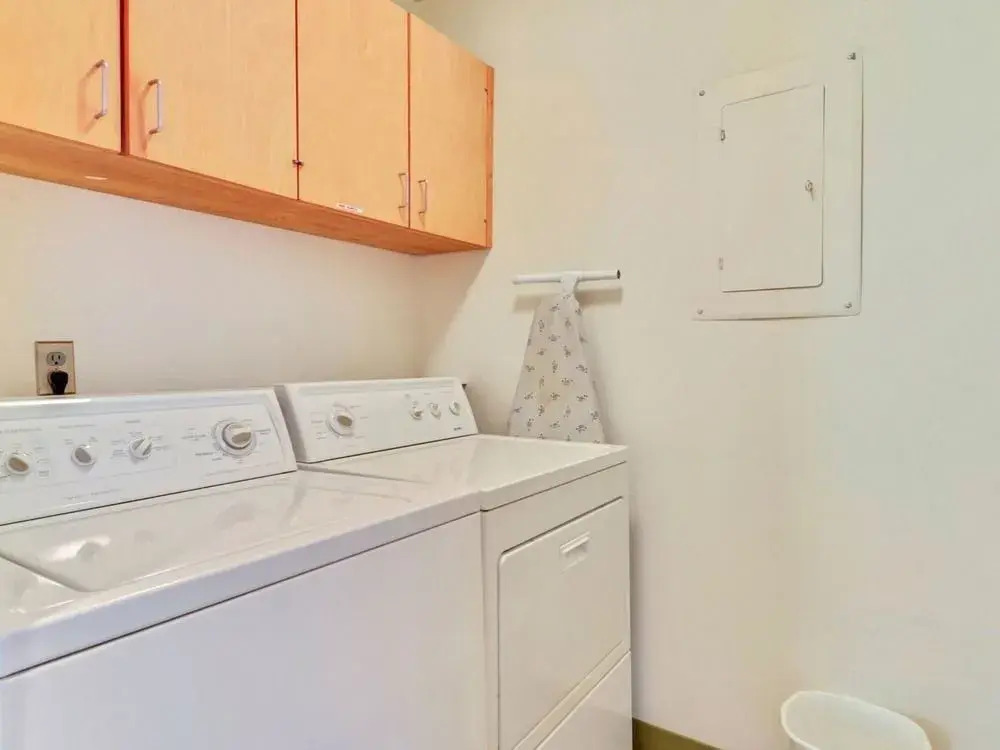 Meadow 21 2 Br condo by RedAwning