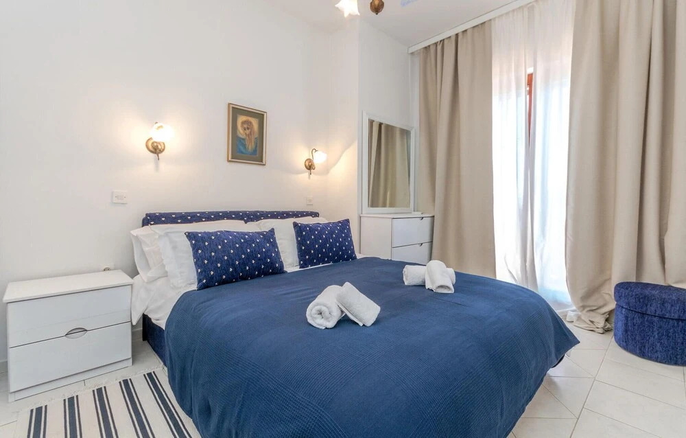 Amazing Home in Ugljan With Wifi and 4 Bedrooms
