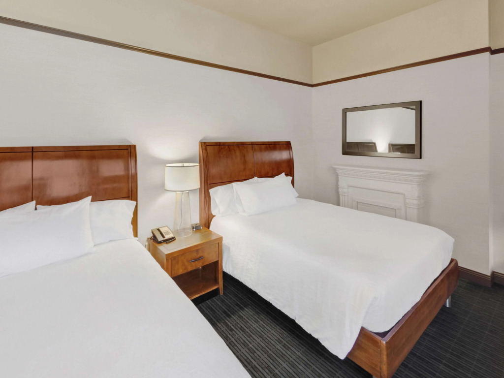 Hilton Garden Inn Milwaukee Downtown