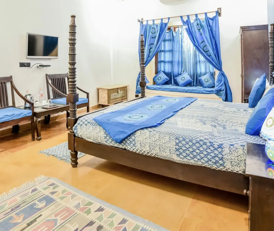 Jaisalmer Hostel Crowd