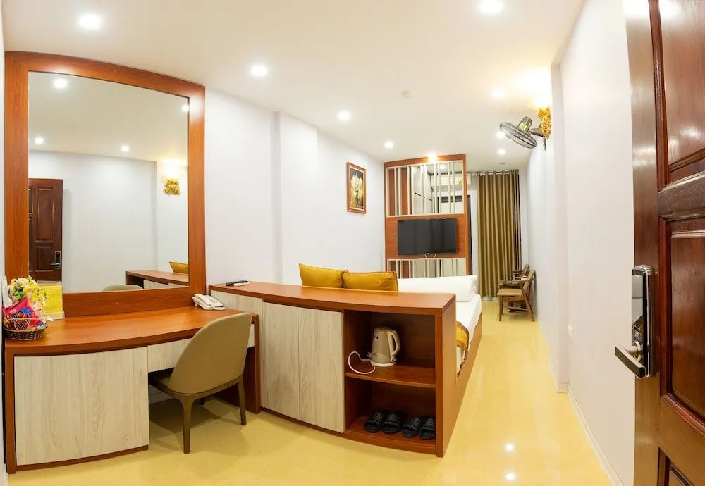 Hoang Bach Hotel