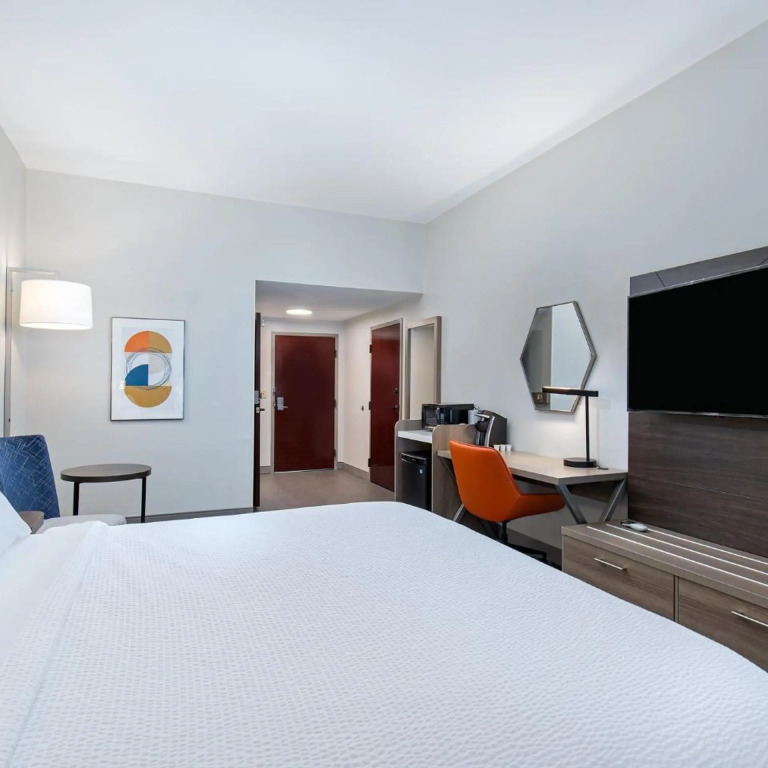 Holiday Inn Express Savannah South I-95 Richmond Hill by IHG