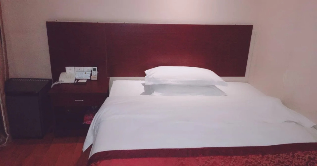 Guangzhou Lucky Hotel