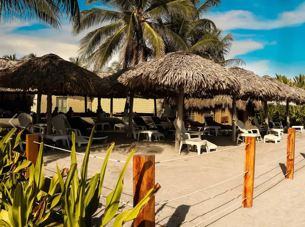 Izalco Hotel & Beach Resort