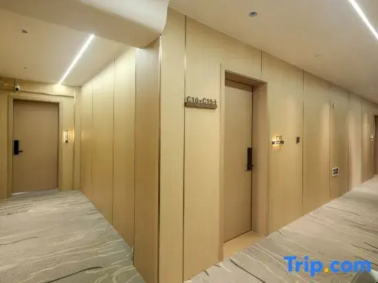 Shiqi · Smart Homestay (Haikou Meilan Airport Guilin Yang University City Branch)