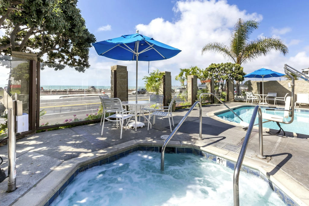 Capistrano SurfSide Inn