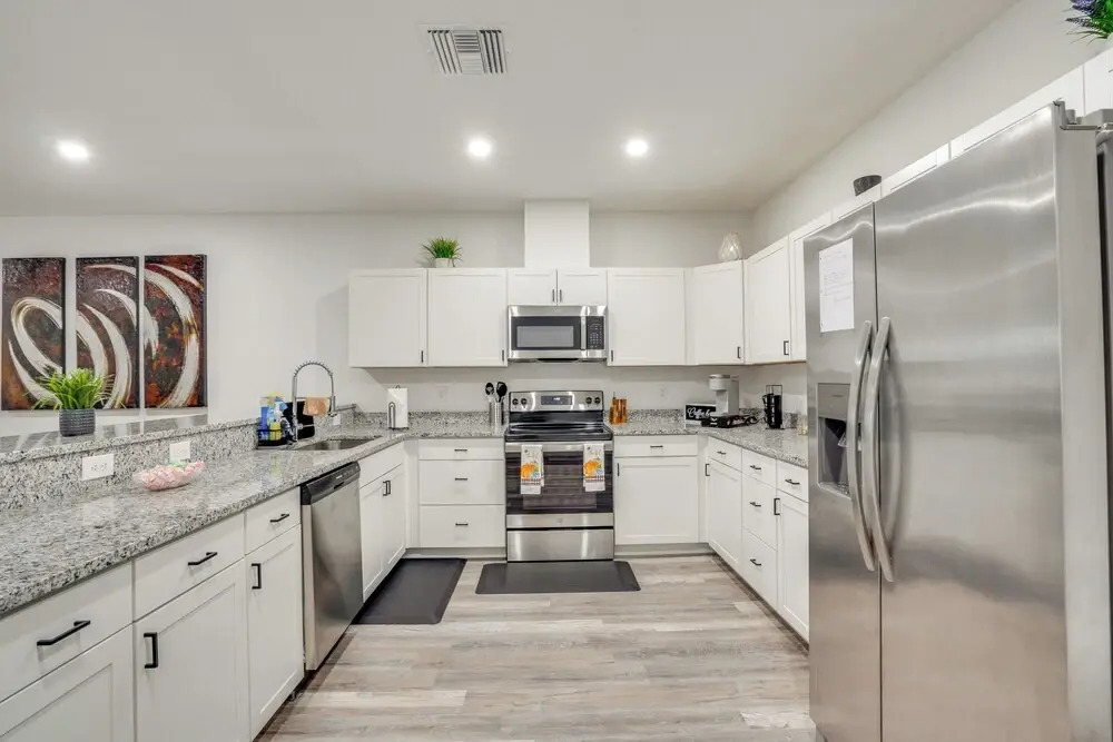 13 Mi to Beaches: Pet-friendly Condo in Palmetto!